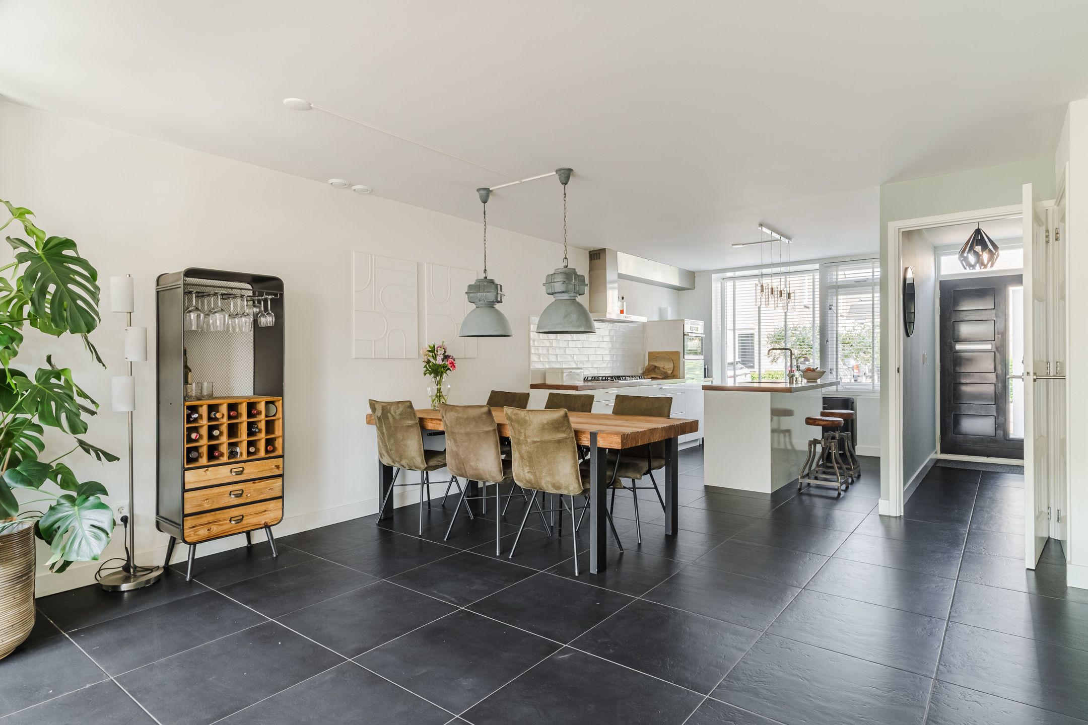 Foto 3 van Meester van Boemellaan 10