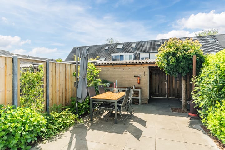 Foto 38 van Meester van Boemellaan 10