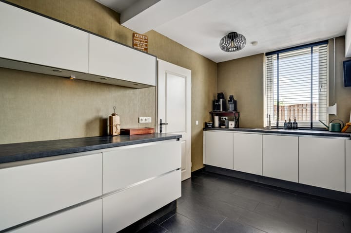 Foto 12 van Wienkeskoel 32-A