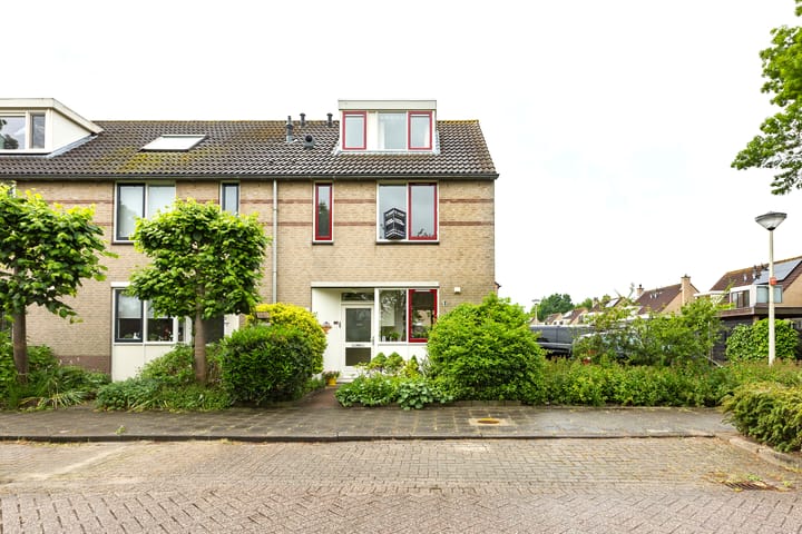 Foto 5 van Sterrenlaan 1