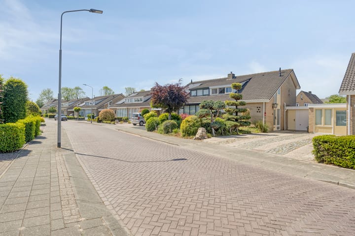 Foto 6 van Burg. Dittersstraat 19