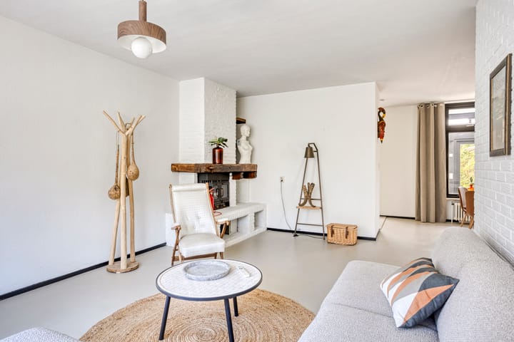 Foto 12 van Burg. Dittersstraat 19