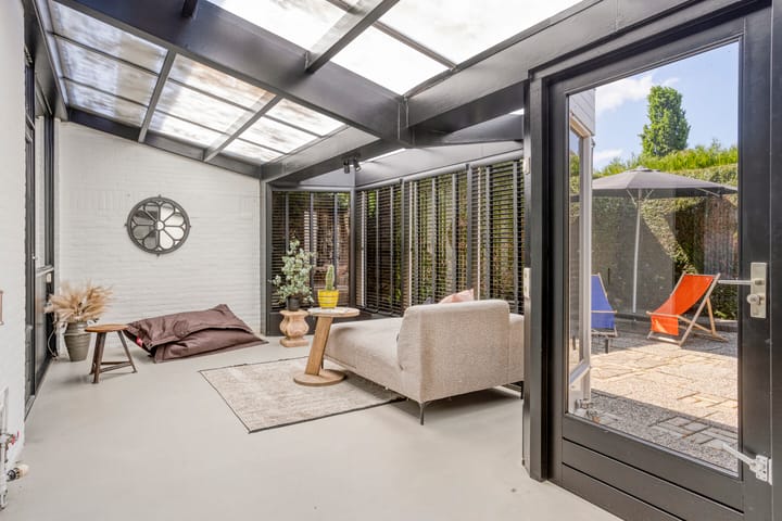 Foto 24 van Burg. Dittersstraat 19