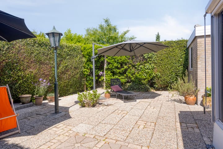 Foto 35 van Burg. Dittersstraat 19