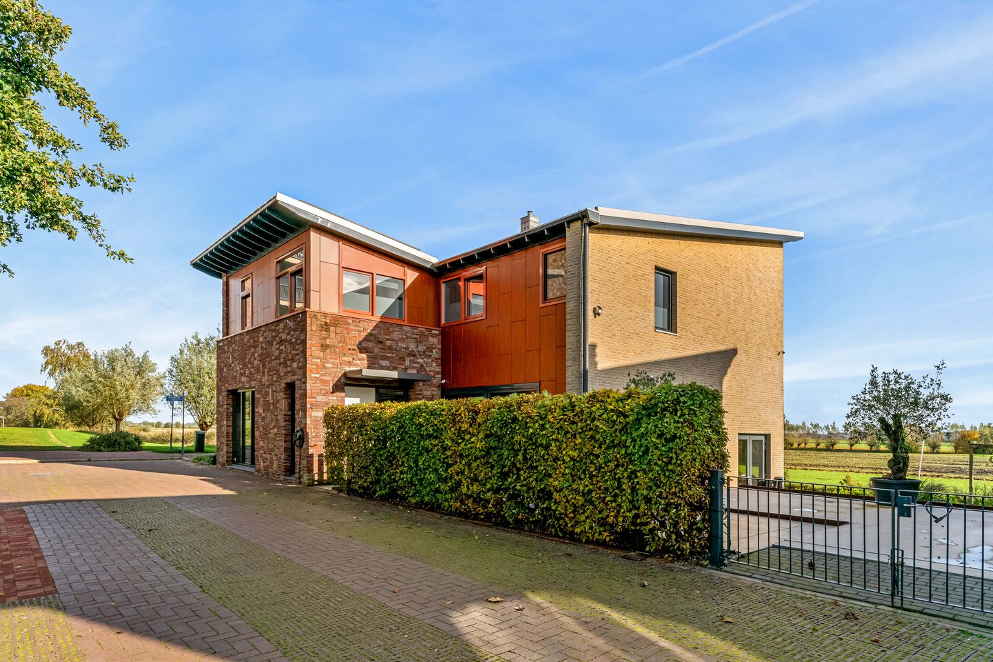 Foto 1 van Doeszijde 8