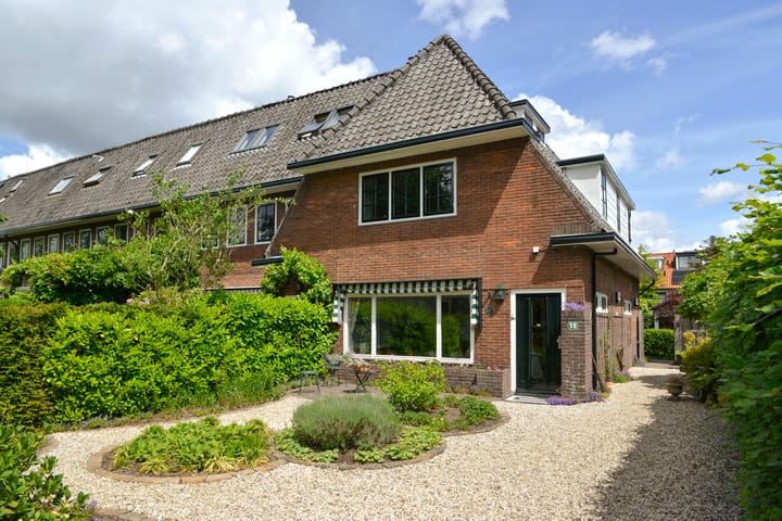 J.H. van 't Hoffweg 33