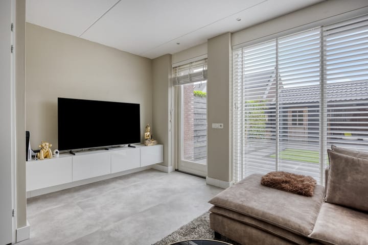 Foto 6 van Lakensnijdersgilde 21