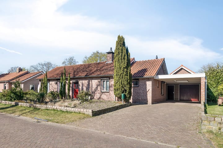 Foto 4 van Pastoor van Houtstraat 3