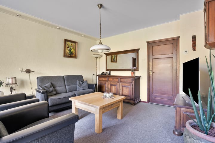 Foto 8 van Pastoor van Houtstraat 3