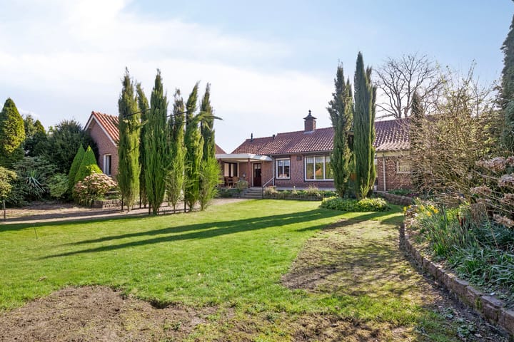 Foto 31 van Pastoor van Houtstraat 3