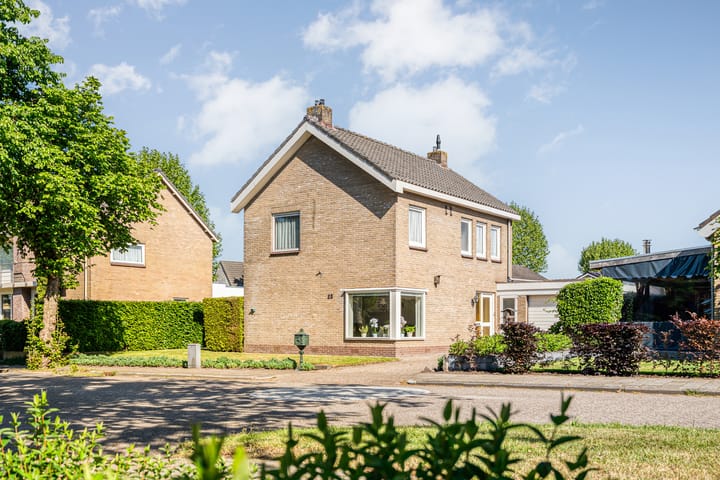 Kerkstraat 23