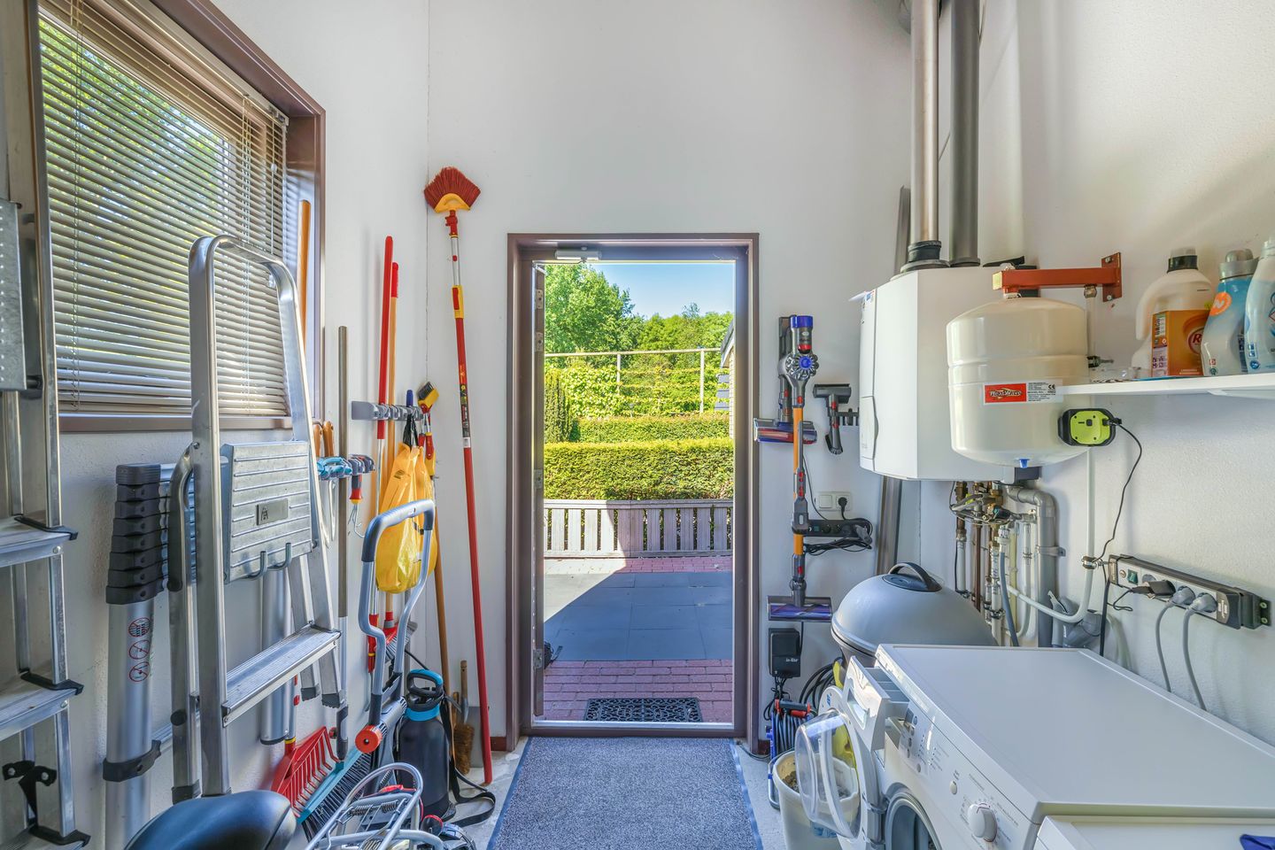 Photo 25 of Mutserd 76