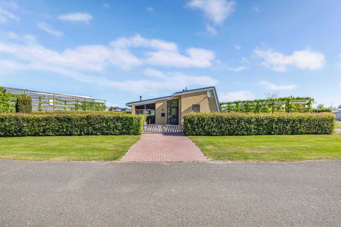 Photo 34 of Mutserd 76