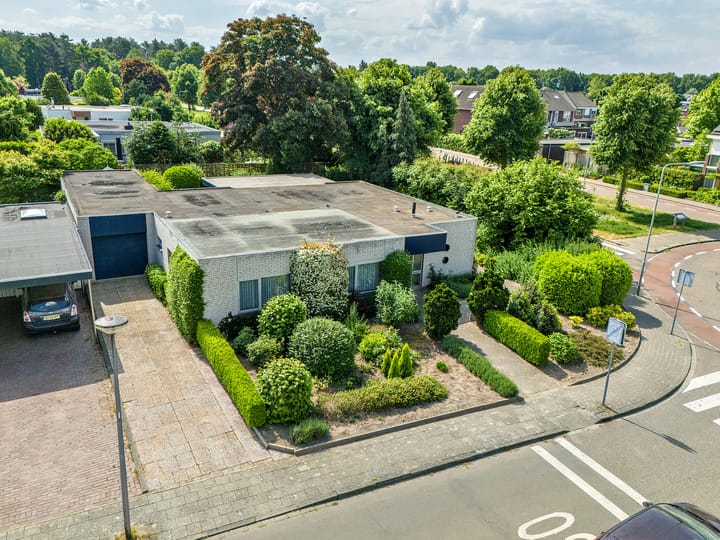 Foto 2 van Reuveltweg 33