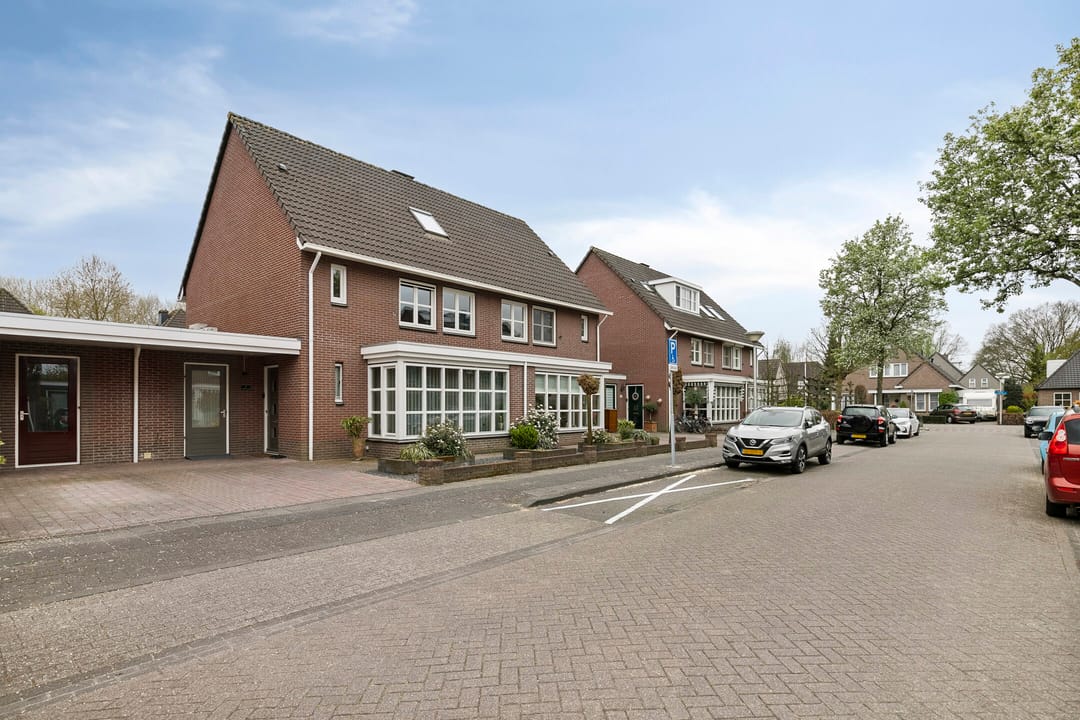 Photo 2 of John Keatslaan 13