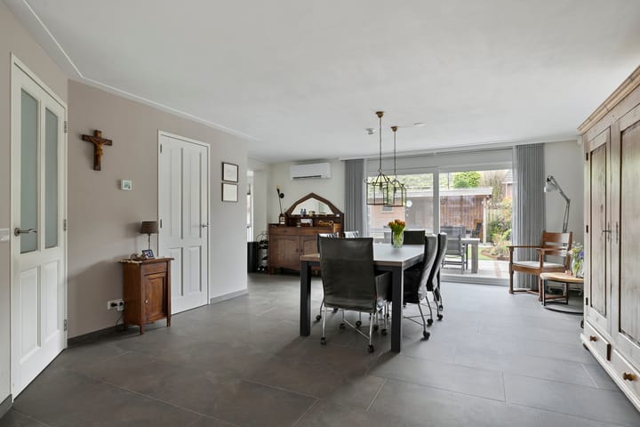 Foto 11 van John Keatslaan 13