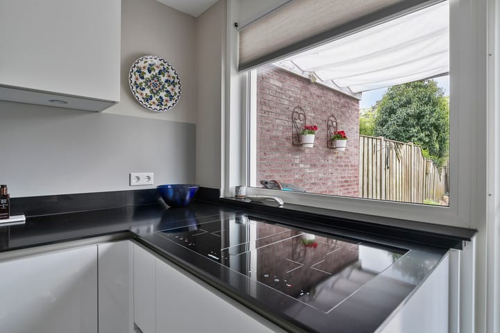 Foto 15 van John Keatslaan 13