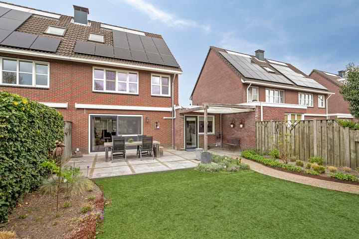 Foto 33 van John Keatslaan 13