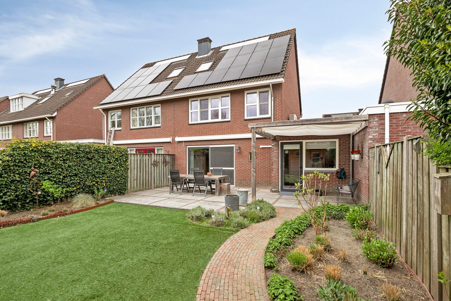 Photo 34 of John Keatslaan 13