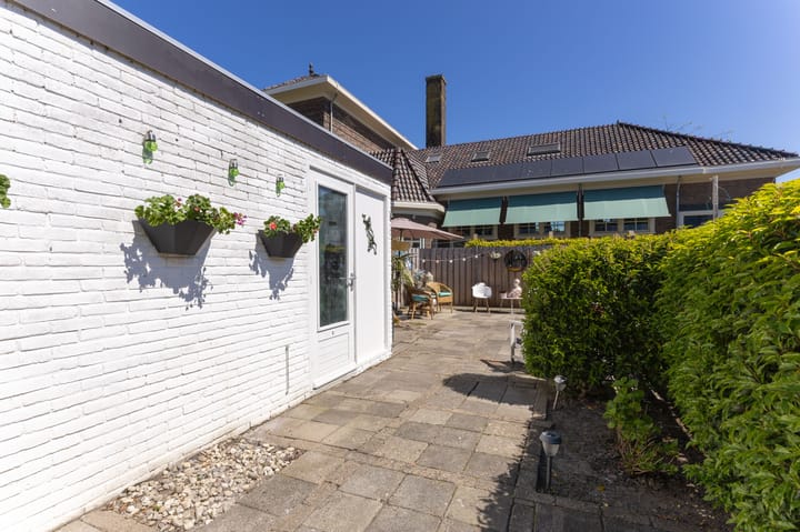 Foto 28 van Meerlaan 30