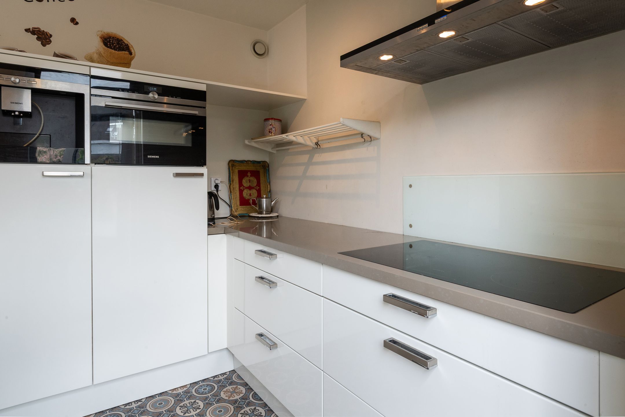 Foto 12 van Van Wassenaarvliet 3