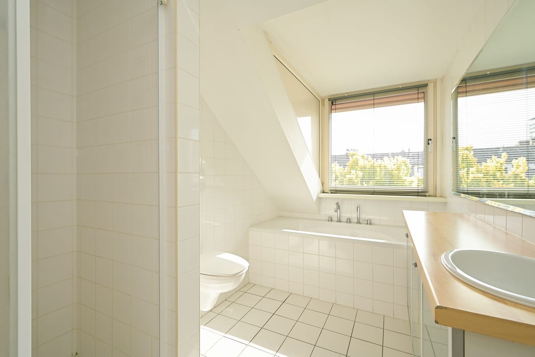 Photo 31 of Van Tedingerbrouckstraat 8
