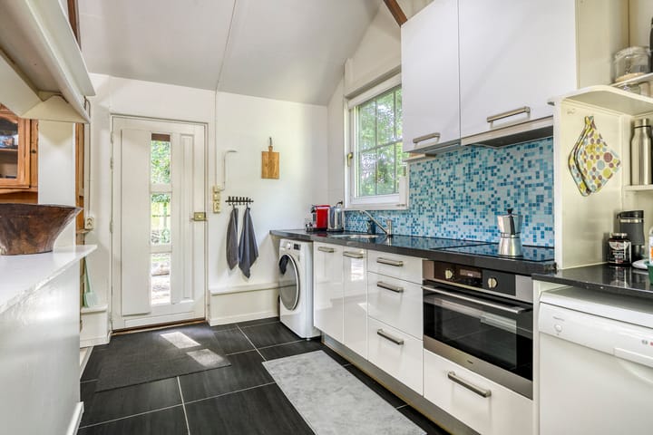 Photo 39 of Maasdijk 17