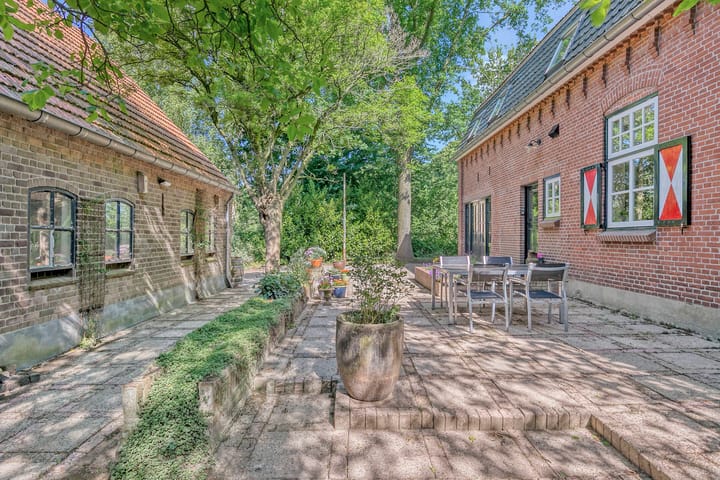 Photo 46 of Maasdijk 17