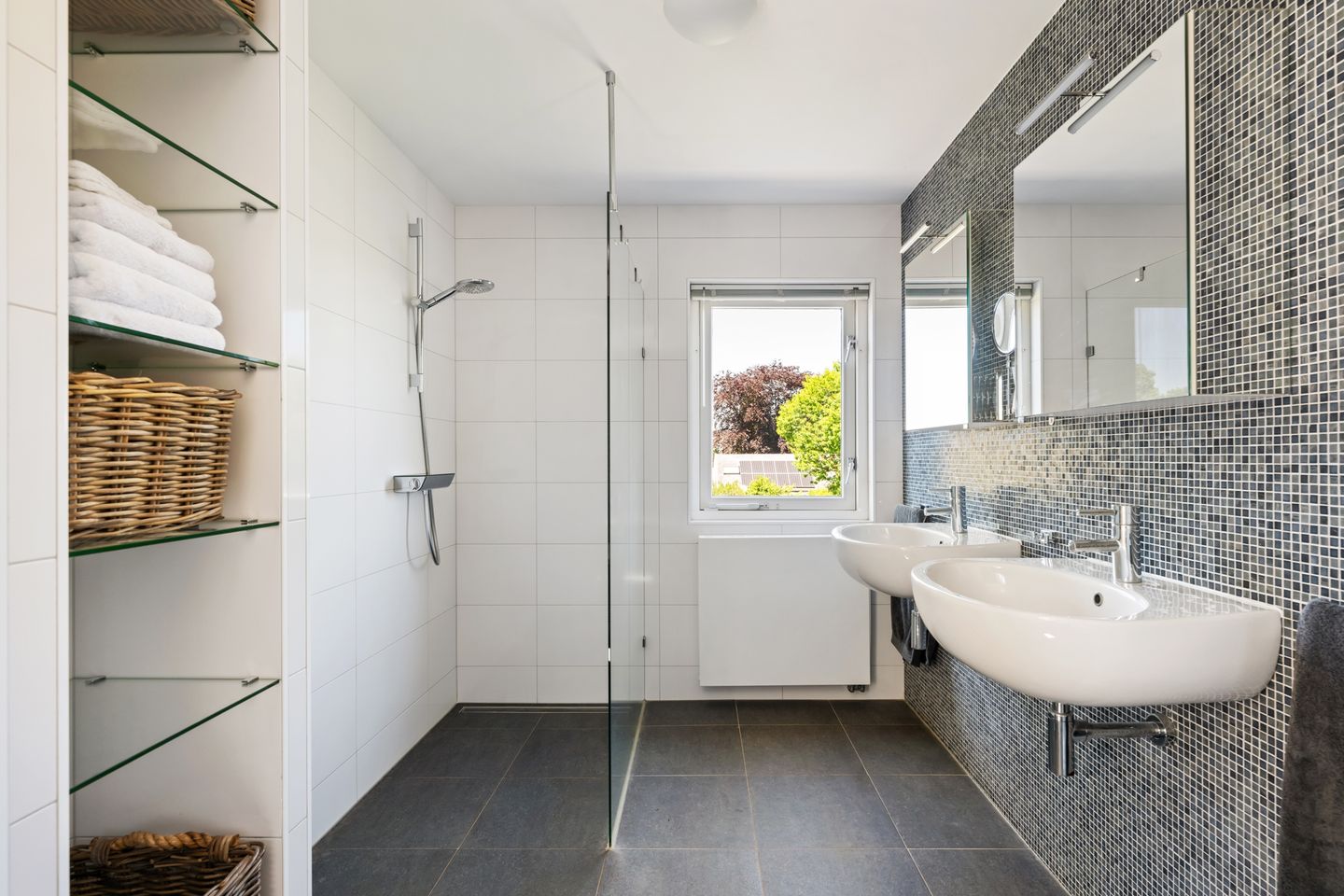 Photo 29 of Linge 48