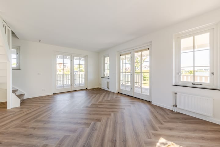 Photo 2 of Wevelsweg 235