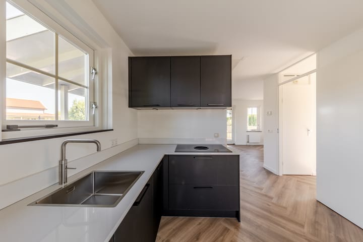 Photo 20 of Wevelsweg 235