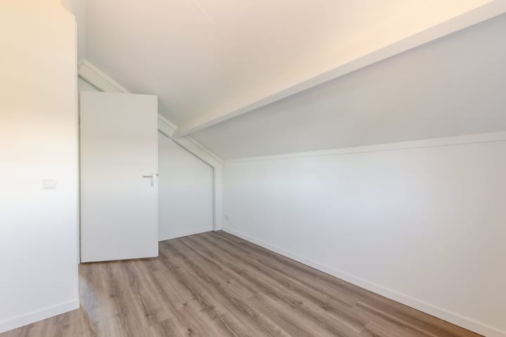 Photo 25 of Wevelsweg 235