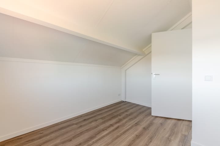 Photo 30 of Wevelsweg 235