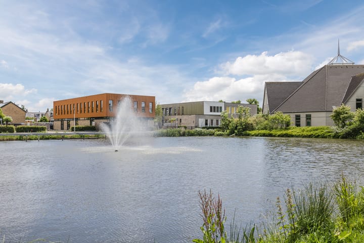 Photo 29 of Vrije Nesse 20