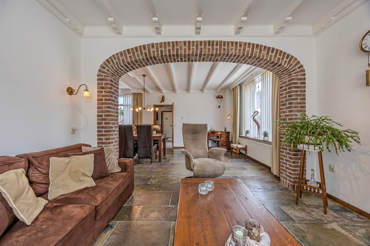 Foto 3 van Leeuwerikstraat 38