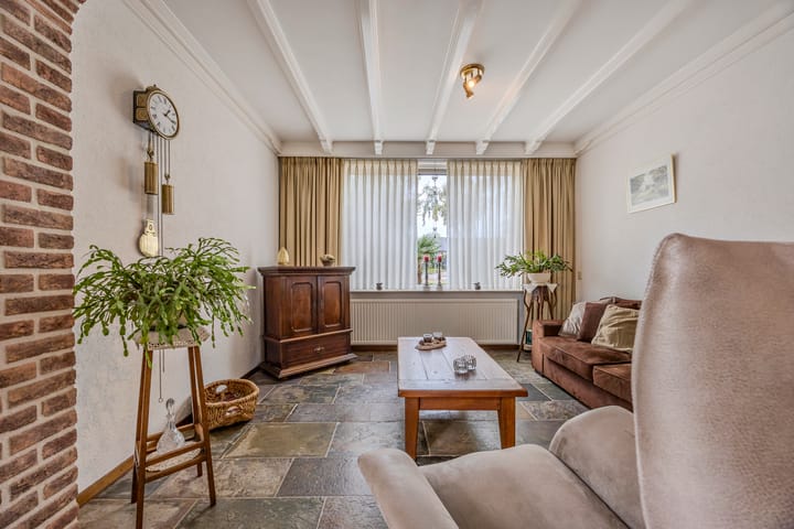 Foto 10 van Leeuwerikstraat 38