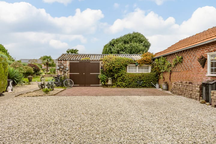 Foto 27 van Leeuwerikstraat 38