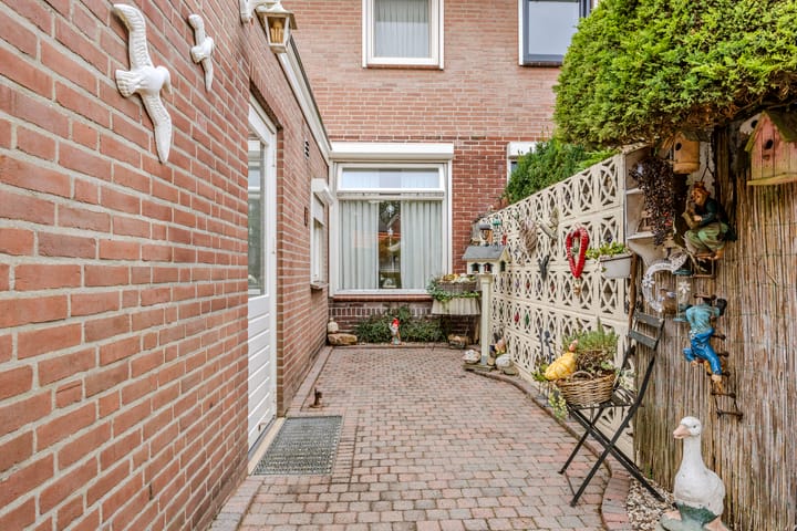 Foto 28 van Leeuwerikstraat 38