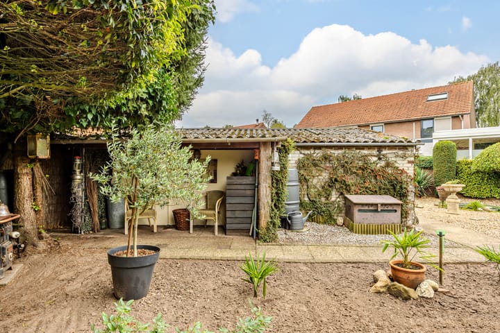 Foto 32 van Leeuwerikstraat 38