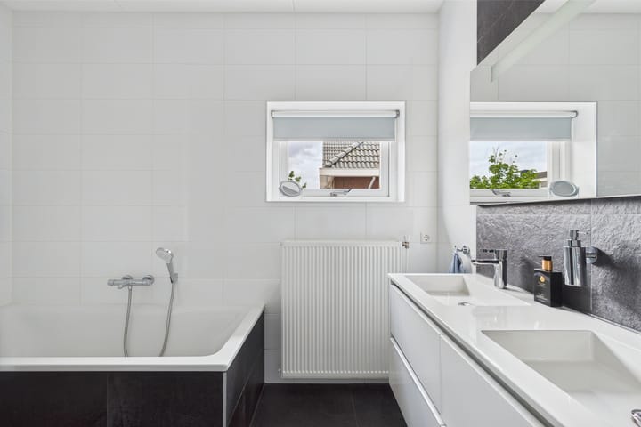 Foto 23 van Alexander de Grotestraat 8