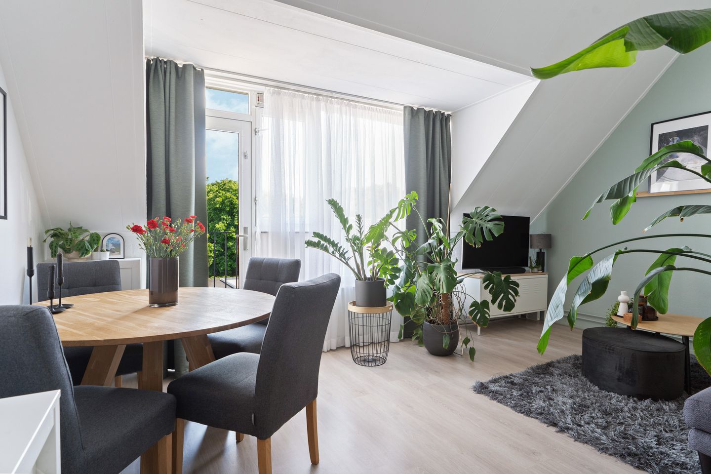 Foto 5 van Bosbesstraat 10-A