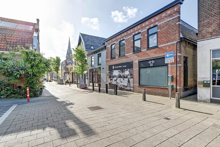 Foto 21 van Voorstraat 57-B