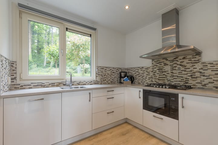 Photo 20 of Akerstraat 153-156