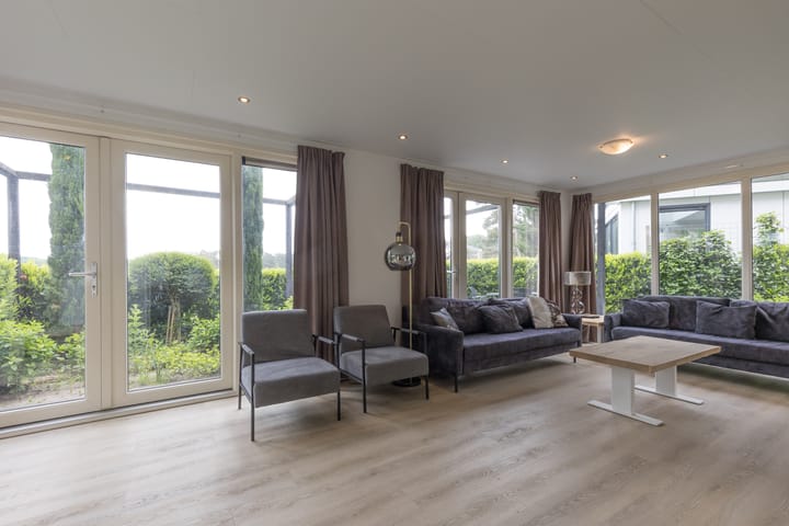 Photo 22 of Akerstraat 153-156