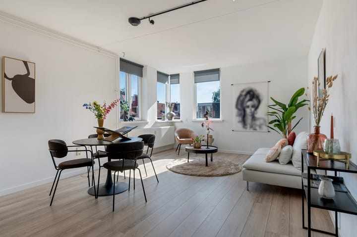 Foto 1 van Bloemhofstraat 14-E