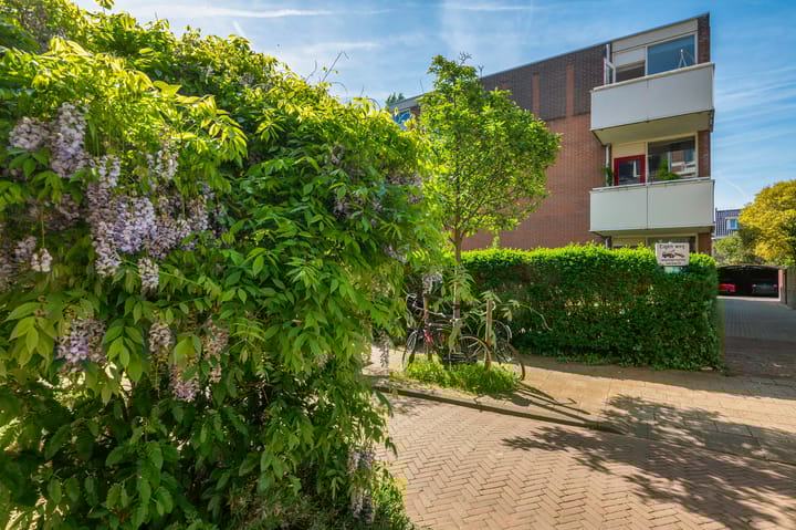 Foto 23 van Bloemhofstraat 14-E