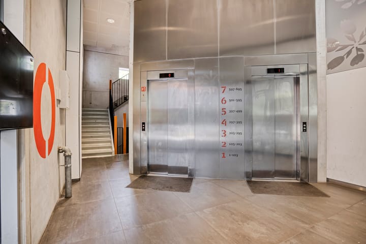 Photo 17 of Welnastraat 33