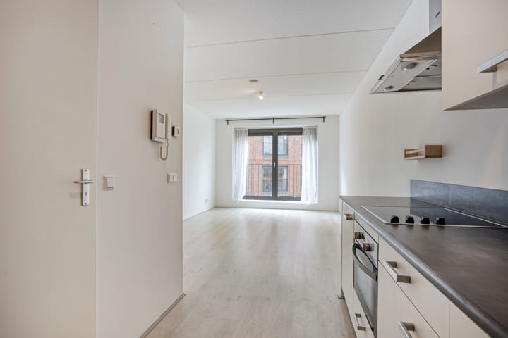 Photo 15 of Welnastraat 33