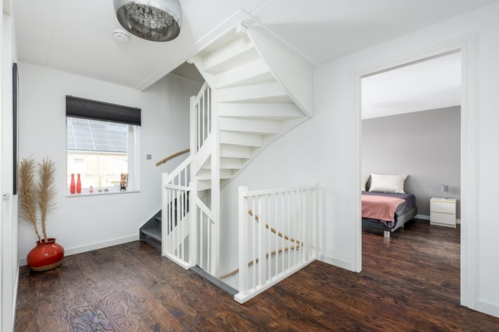 Foto 30 van Charles Barklastraat 17