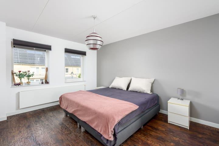 Foto 31 van Charles Barklastraat 17